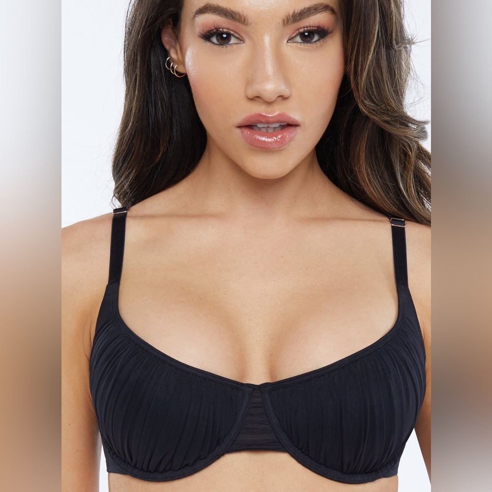 Elegant Black Underwire Bra